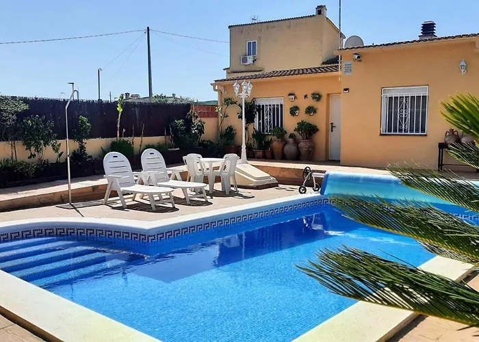 Con Piscina Privada Y Barbacoa * タラゴナ