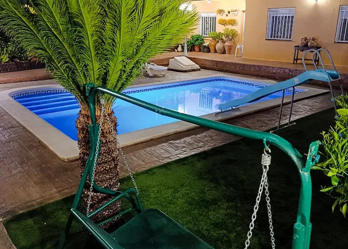 Con Piscina Privada Y Barbacoa タラゴナ
